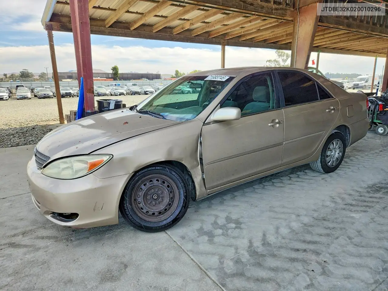 2002 Toyota Camry Le VIN JTDBE32K020010296 фото 1