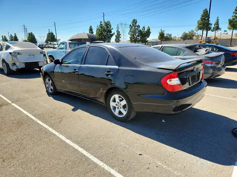 2002 Toyota Camry Se VIN JTDBE32KX20034587 фото 2