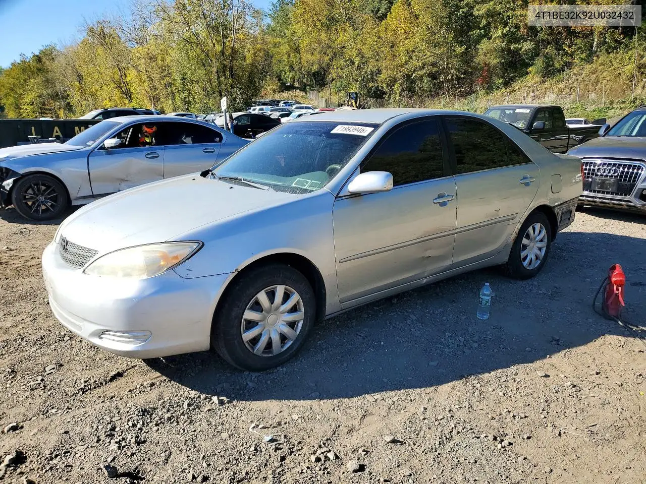 2002 Toyota Camry Le VIN 4T1BE32K92U032432 фото 1