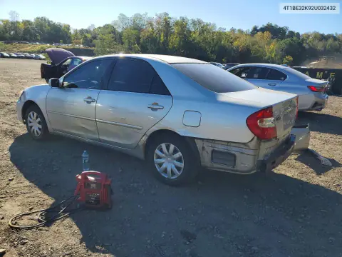2002 Toyota Camry Le VIN 4T1BE32K92U032432 фото 2