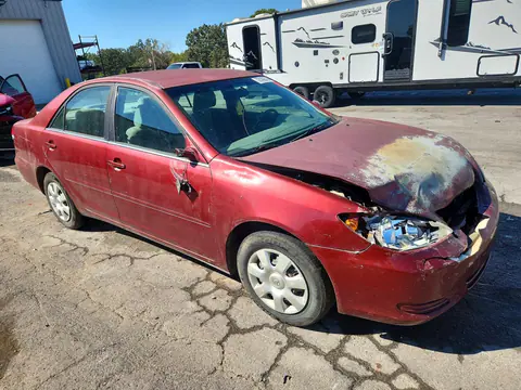 2002 Toyota Camry Le VIN 4T1BE32K42U003100 фото 4