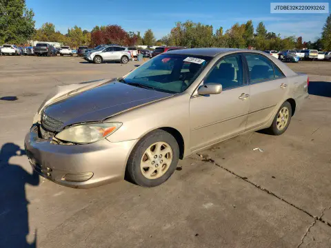 JTDBE32K220093262 — 2002 Toyota Camry, Передняя часть, фото до ремонта