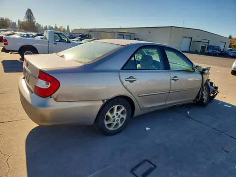 2002 Toyota Camry Le VIN JTDBE32K220093262 фото 3