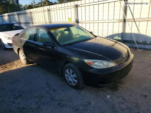 4T1BE32K62U087100 — 2002 Toyota Camry, фото 4 с аукциона Copart 19.10.2026, Задняя часть