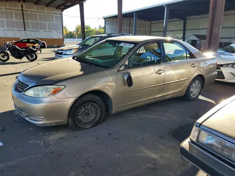 2003 Toyota Camry Le VIN JTDBE32K130143182 фото 1