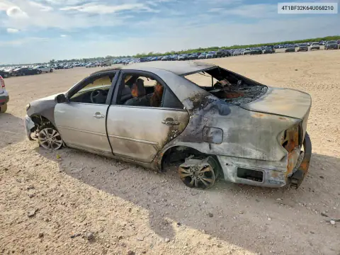 4T1BF32K64U068210 — 2004 Toyota Camry, фото 2 с аукциона Copart 15.10.2026, Пожар