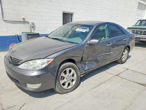 4T1BE30K55U584923 — 2005 Toyota Camry, Боковая часть (Side), фото до ремонта