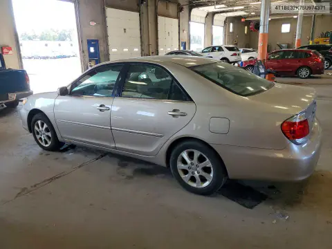 2005 Toyota Camry Xle VIN 4T1BE32K75U974371 фото 2