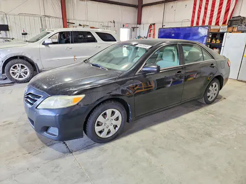 4T1BF3EK8AU061914 — 2010 Toyota Camry, Мелкие вмятины и царапины (Minor Dent/Scratches), фото до ремонта