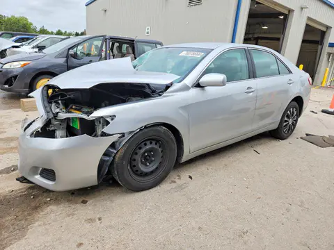 4T1BF3EK4AU087779 — 2010 Toyota Camry, Передняя часть (Front End), фото до ремонта