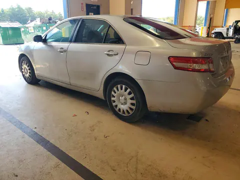 2010 Toyota Camry Le VIN 4T1BF3EK1AU086136 фото 2