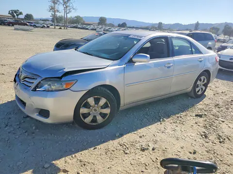 4T1BF3EK4AU042065 — 2010 Toyota Camry, Передняя часть, фото до ремонта