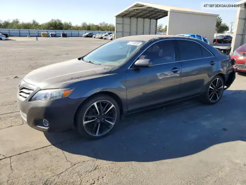 4T1BF3EK0AU044007 — 2010 Toyota Camry, Задняя часть, фото до ремонта