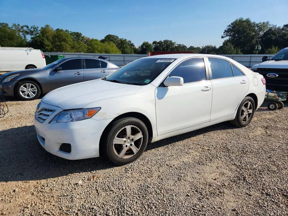 4T1BF3EK2BU692613 Toyota Camry 2011 — повреждение Механические повреждения, фото до ремонта