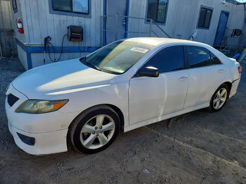 4T1BF3EKXBU612247 — 2011 Toyota Camry, Задняя часть (Rear End), фото до ремонта