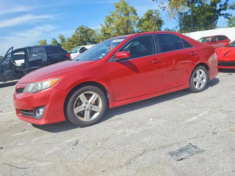 4T1BF1FK2CU555370 — 2012 Toyota Camry, Задняя часть (Rear End), фото до ремонта