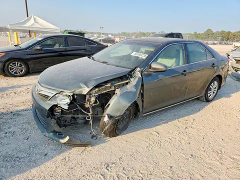 4T4BF1FK4DR300453 — 2013 Toyota Camry, Передняя часть (Front End), фото до ремонта