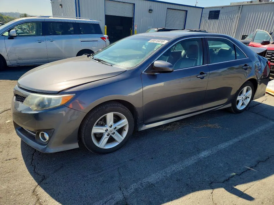 2013 TOYOTA CAMRY VIN 4T1BF1FK0DU697699 фото 1
