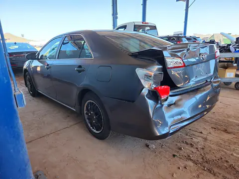 2013 Toyota Camry Le VIN 4T4BF1FK1DR290352 фото 2