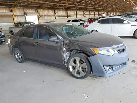 4T1BK1FKXEU543160 — 2014 Toyota Camry, фото 4 с аукциона Copart 14.10.2026, Передняя часть