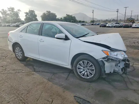 2014 Toyota Camry VIN 4T4BF1FK5ER380234 фото 4