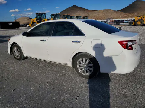 2014 Toyota Camry VIN 4T4BF1FK5ER380458 фото 2