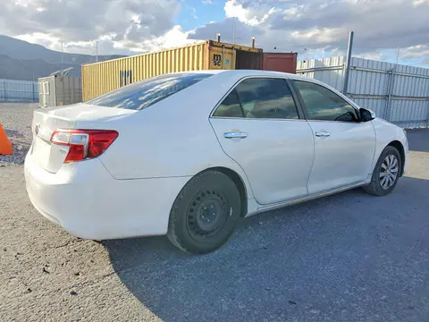 2014 Toyota Camry VIN 4T4BF1FK5ER380458 фото 3