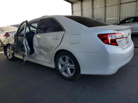 2014 Toyota Camry VIN 4T1BF1FK2EU440500 фото 2