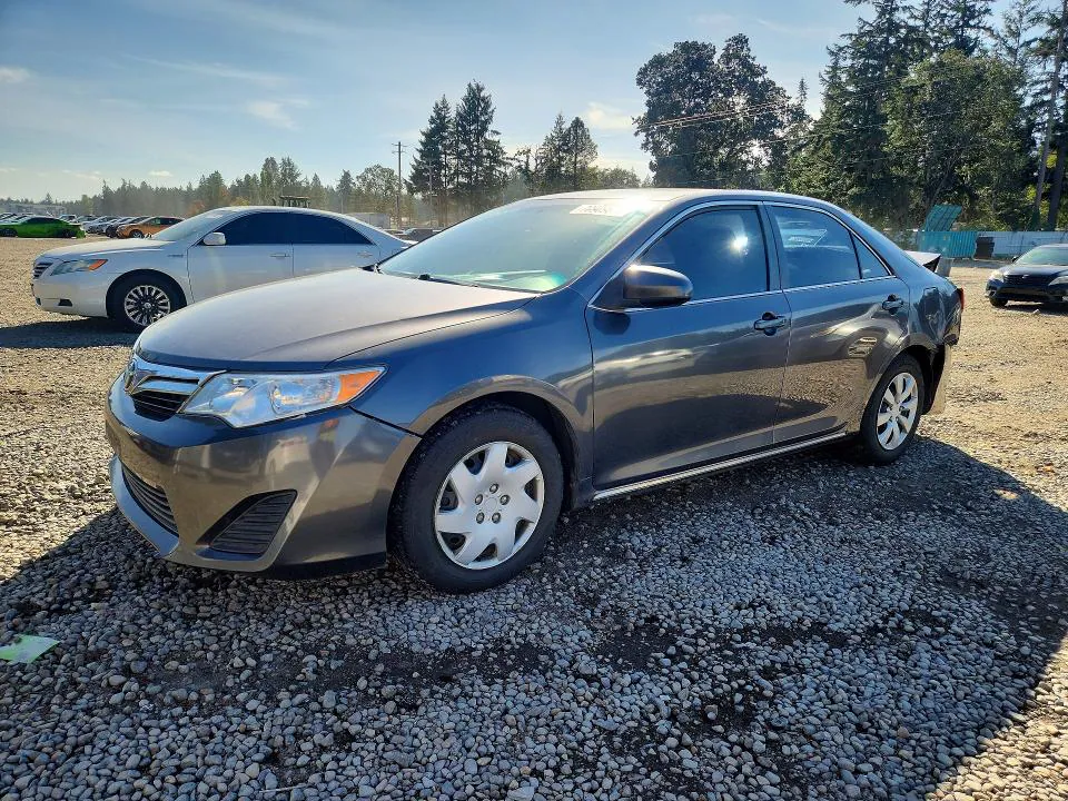 2014 Toyota Camry VIN 4T4BF1FK1ER384748 фото 1