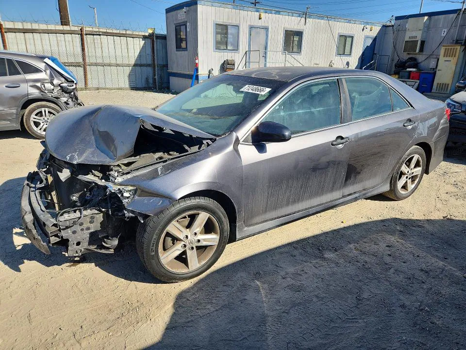 2014 Toyota Camry VIN 4T1BF1FK0EU737586 фото 1