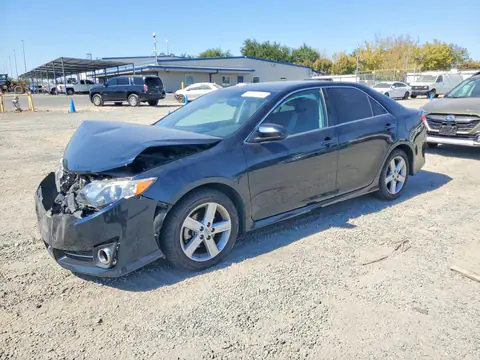 4T1BF1FK0EU470370 — 2014 Toyota Camry, Передняя часть (Front End), фото до ремонта