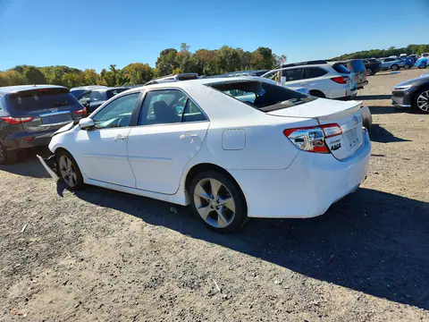 2014 Toyota Camry Se Sport VIN 4T1BF1FK1EU755188 фото 2