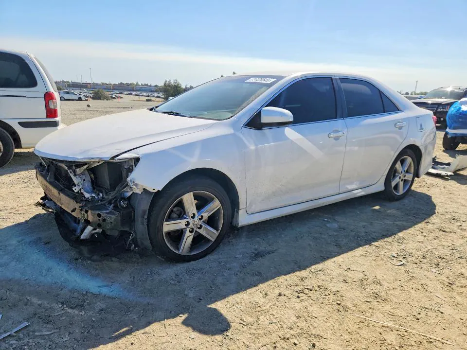 2014 Toyota Camry VIN 4T1BF1FK3EU457564 фото 1