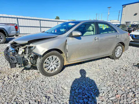 4T4BF1FK8ER421925 — 2014 Toyota Camry, Передняя часть (Front End), фото до ремонта