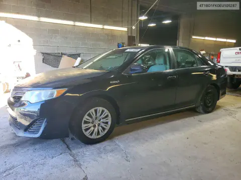 4T1BD1FK0EU105287 — 2014 Toyota Camry, Мелкие вмятины и царапины, фото до ремонта