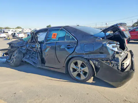 2014 Toyota Camry Se Sport VIN 4T1BF1FK7EU740663 фото 2