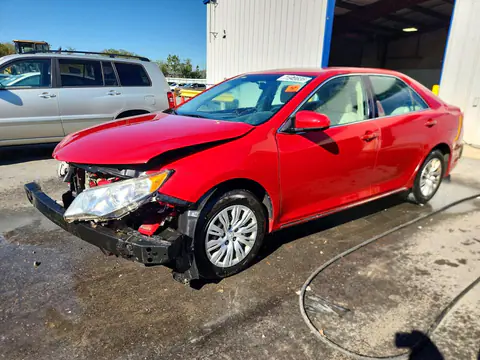 2014 Toyota Camry Le VIN 4T1BF1FK7EU812252 фото 1