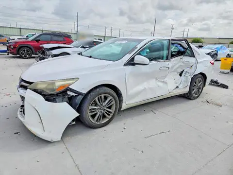 4T1BF1FK7FU031250 — 2015 Toyota Camry, Боковая часть (Side), фото до ремонта