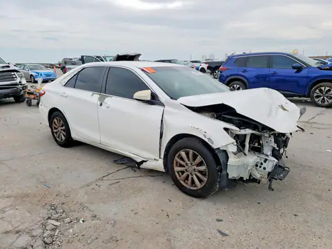 4T4BF1FK6FR512760 — 2015 Toyota Camry, фото 4 с аукциона Copart 30.09.2026, Передняя часть