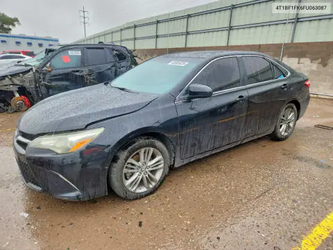 4T1BF1FK6FU063087 — 2015 Toyota Camry, Сторона, фото до ремонта