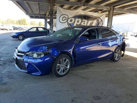 4T1BF1FK2FU883795 — 2015 Toyota Camry, Передняя часть (Front End), фото до ремонта