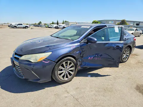 4T1BF1FK0GU501250 — 2016 Toyota Camry, Боковая часть (Side), фото до ремонта