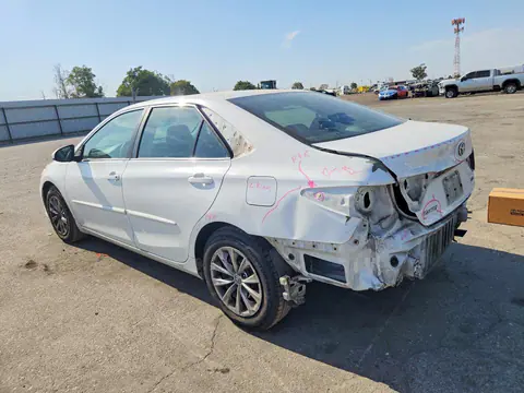 2016 Toyota Camry VIN 4T4BF1FK3GR553025 фото 2