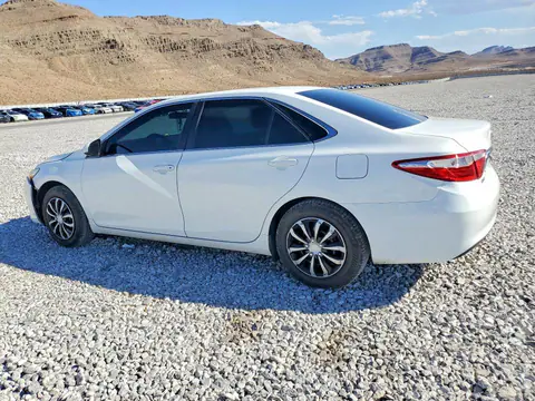 2016 Toyota Camry VIN 4T4BF1FK8GR562674 фото 2