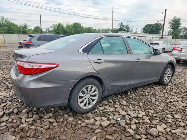4T4BF1FK2GR537379 — 2016 Toyota Camry, фото 3 с аукциона Copart 13.10.2026, Передняя часть