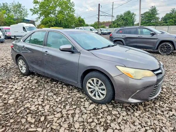 4T4BF1FK2GR537379 — 2016 Toyota Camry, фото 4 с аукциона Copart 13.10.2026, Передняя часть