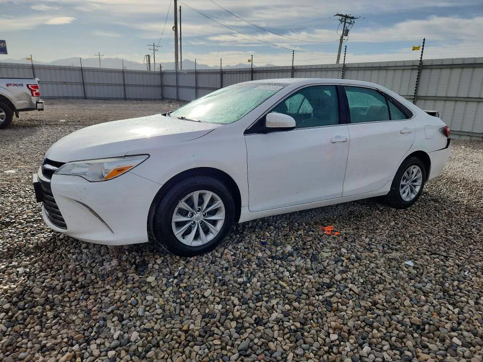 2016 TOYOTA CAMRY VIN 4T4BF1FK5GR557304 фото 1