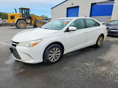 4T1BF1FK2GU116224 — 2016 Toyota Camry, Задняя часть, фото до ремонта