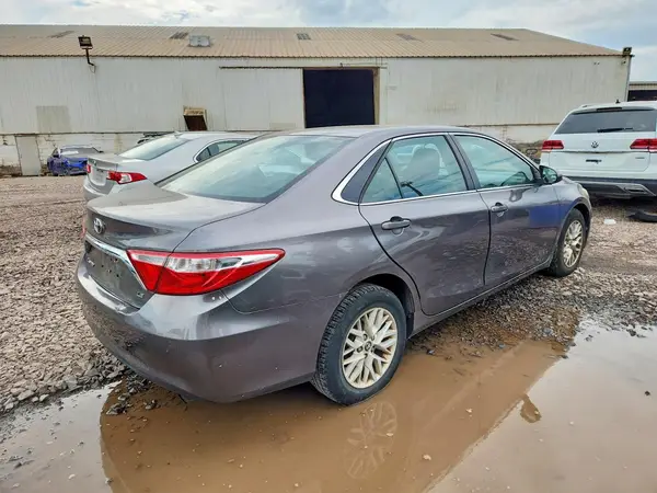 4T1BF1FK3GU172169 — 2016 Toyota Camry, фото 3 с аукциона Copart 28.09.2026, Боковая часть