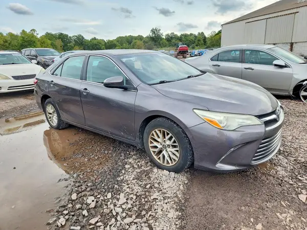 4T1BF1FK3GU172169 — 2016 Toyota Camry, фото 4 с аукциона Copart 28.09.2026, Боковая часть